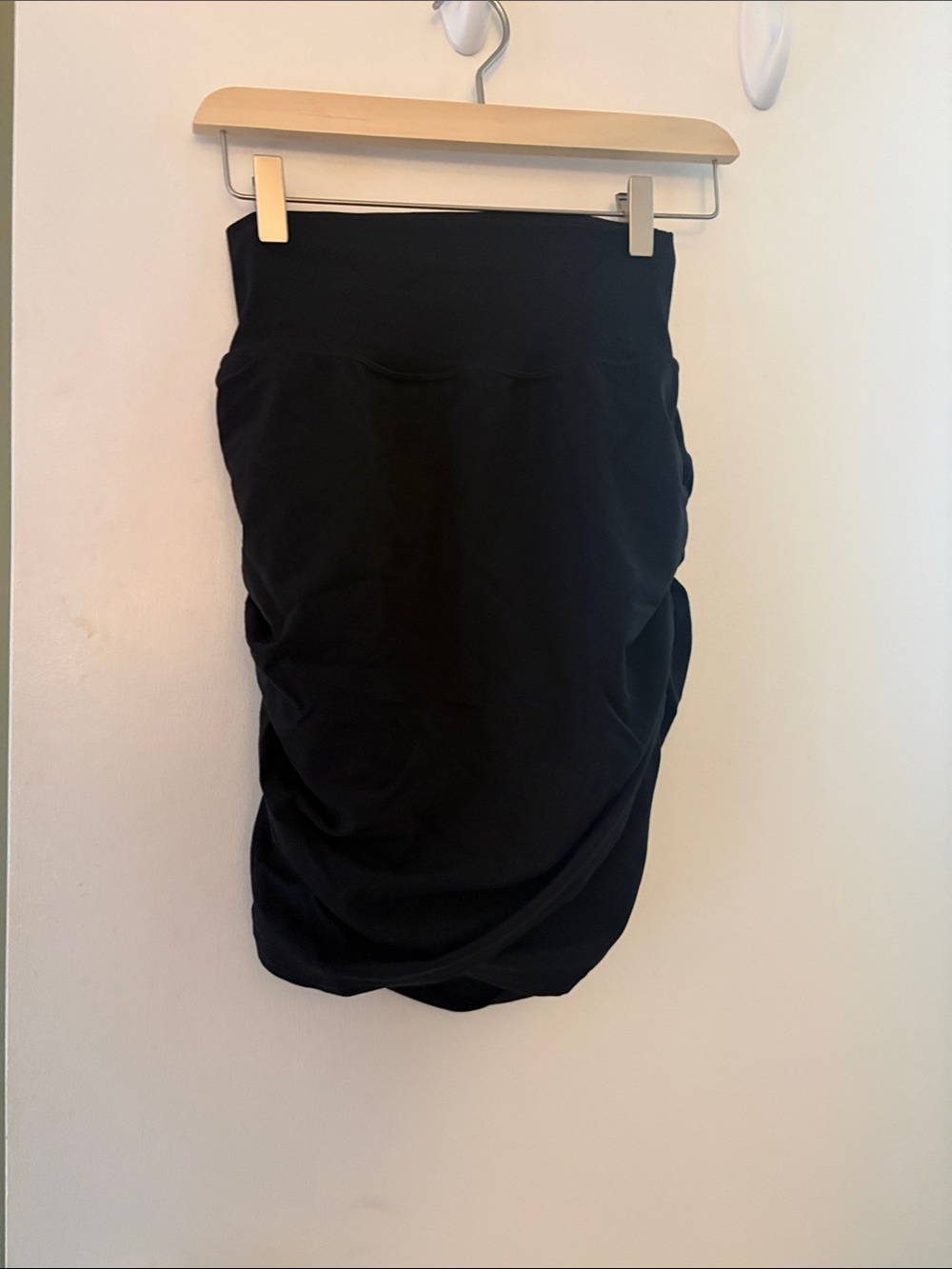 Athleta Black Ruched Skort